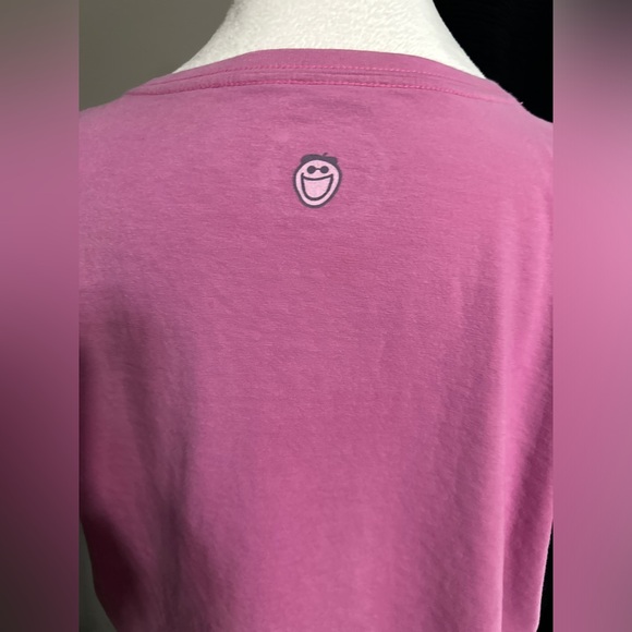 Life is good, half full wine glass, v-neck, XL, pet/smoke free home. - Picture 2 of 10